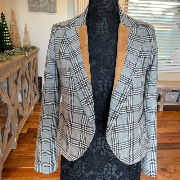 Willow & Clay Jackets & Blazers - Willow & Clay Plaid Wool Blend Blazer